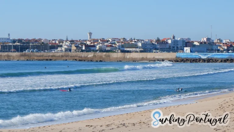 Panoramic view of Molhe leste surf spot