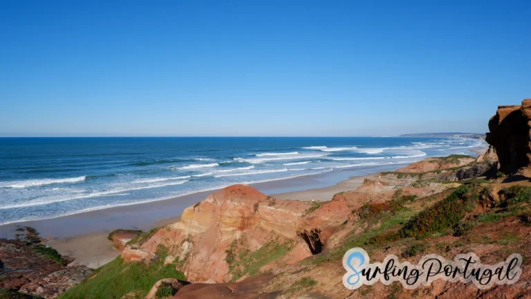 Panoramic view of Praia da Almagreira surf spot